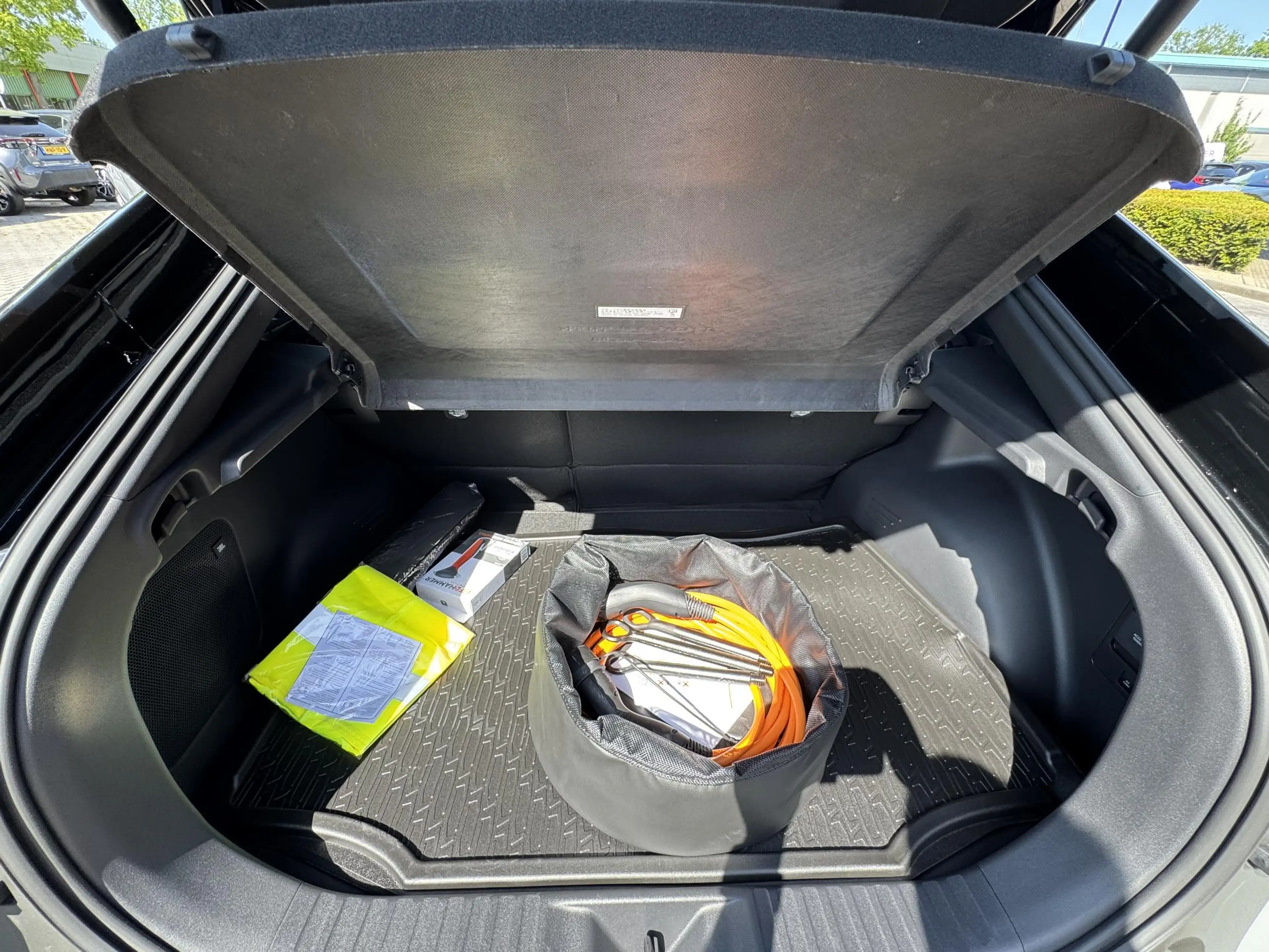 Toyota C-HR+ EXECUTIVE AWD 77 kWh NIEUW & DIRECT LEVERBAAR!! PR — photo 16