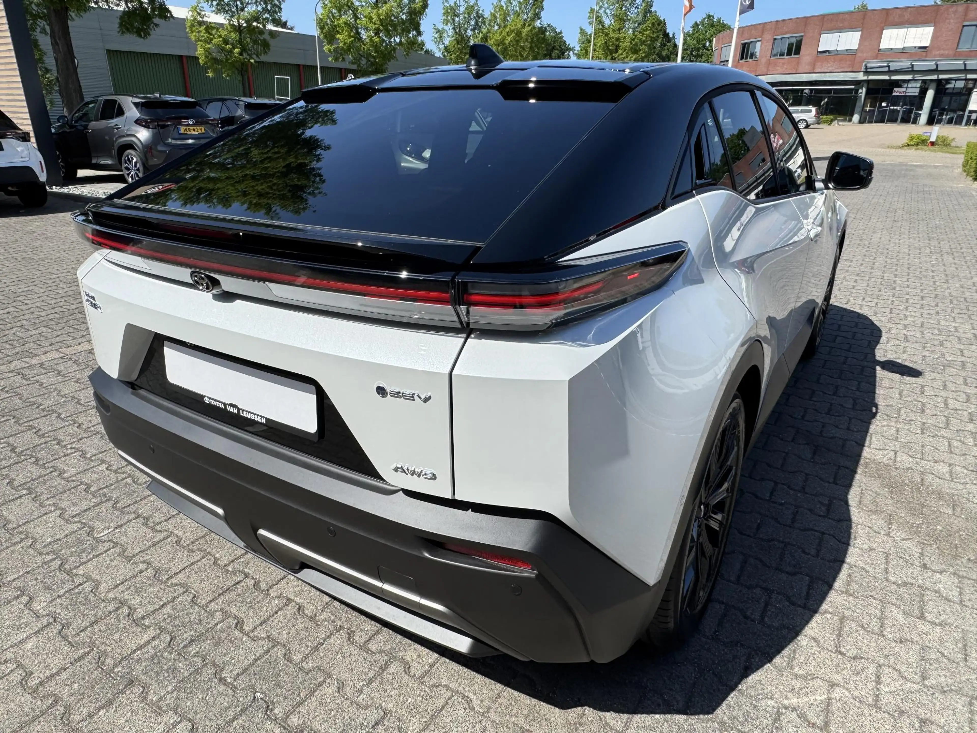 Toyota C-HR+ EXECUTIVE AWD 77 kWh NIEUW & DIRECT LEVERBAAR!! PR — photo 5