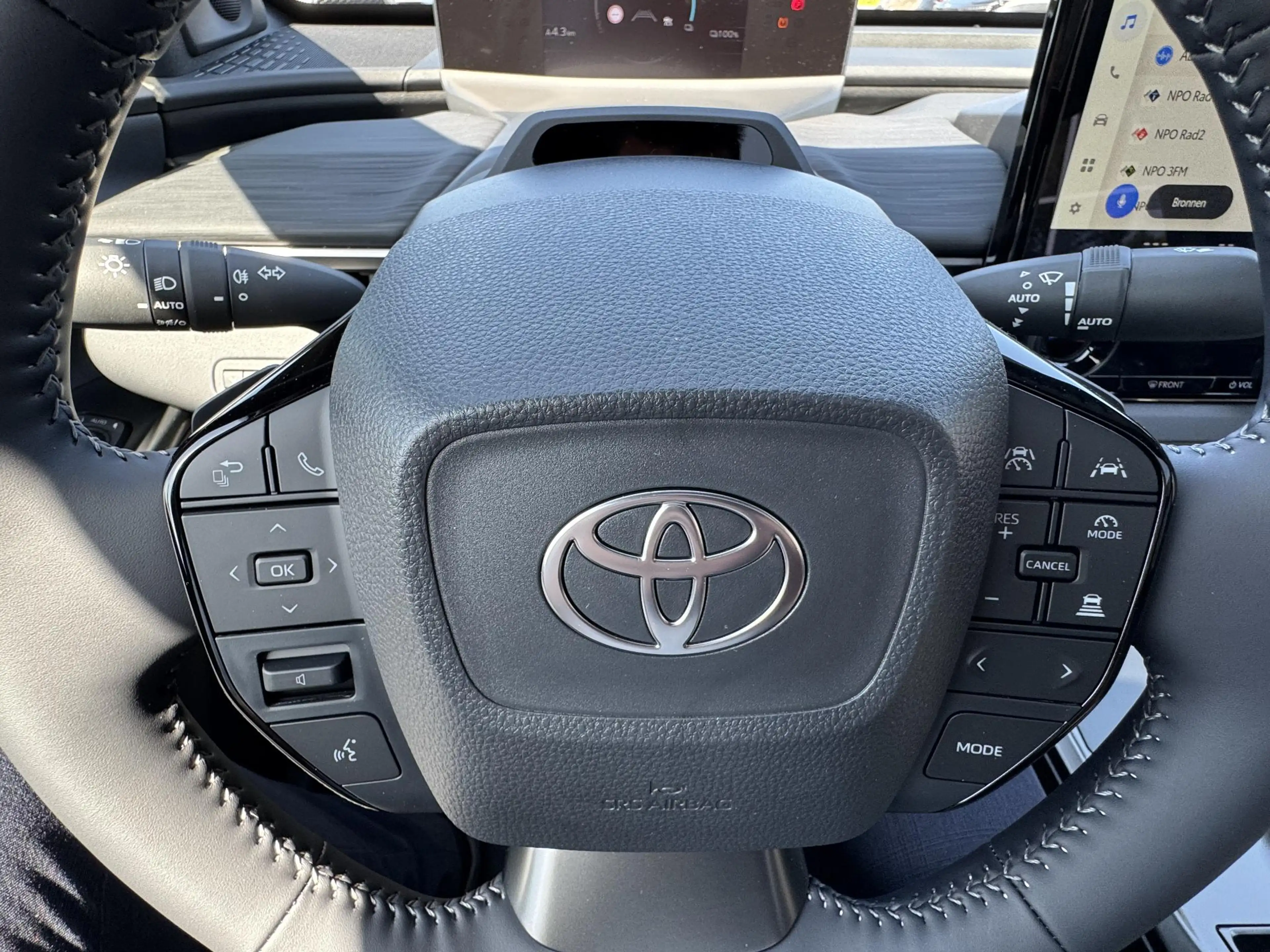 Toyota C-HR+ EXECUTIVE AWD 77 kWh NIEUW & DIRECT LEVERBAAR!! PR — photo 26