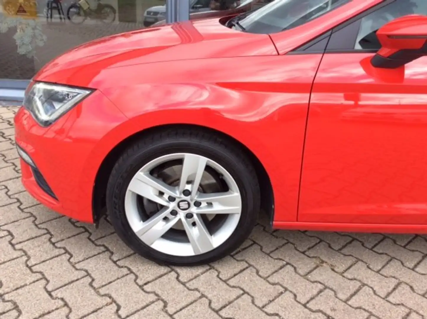 SEAT Leon SC 1.8 TSI Start Rot - 2