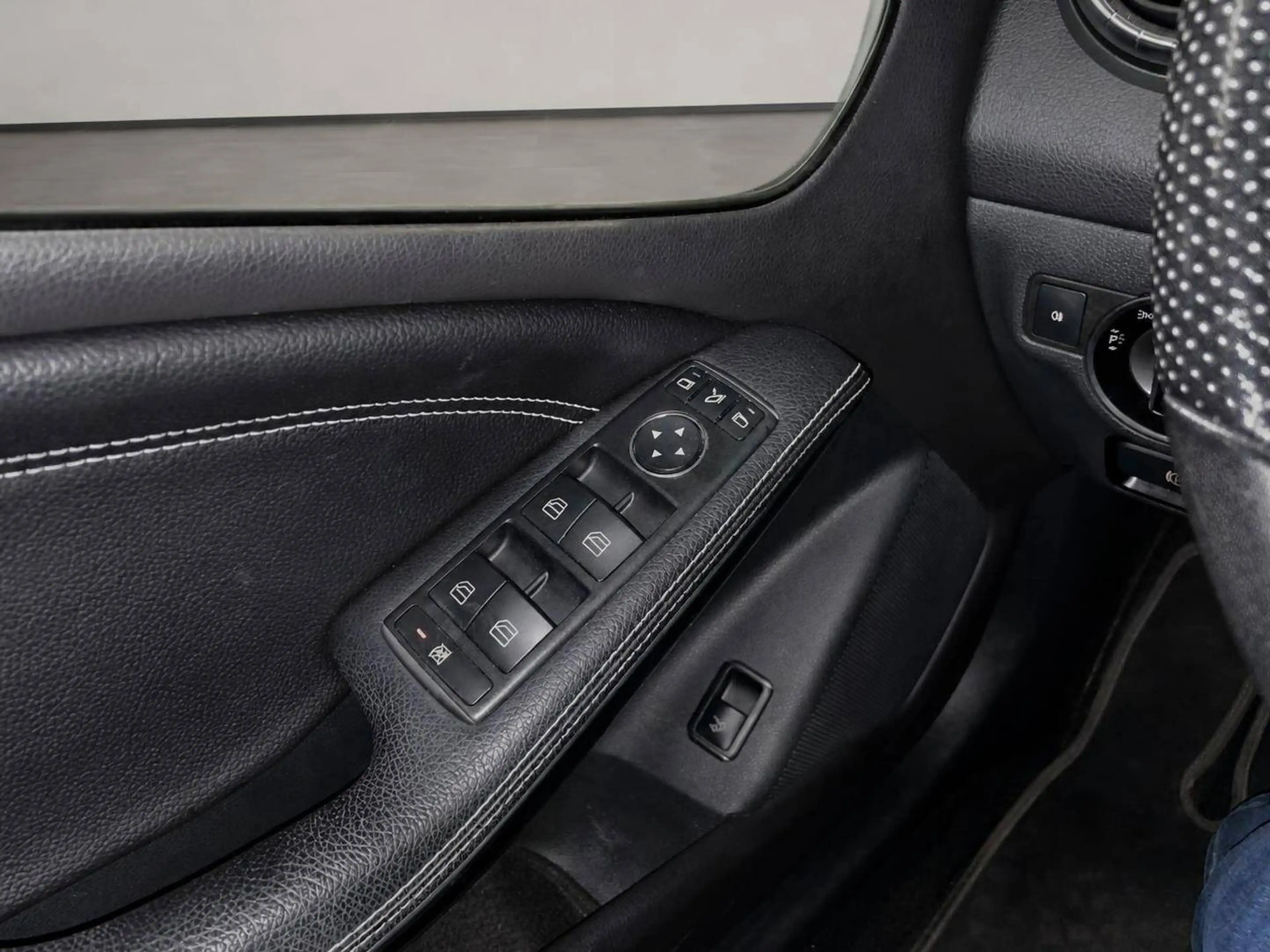 Mercedes-Benz CLA 200 CLA 200 CDI / d (117.308) — photo 13