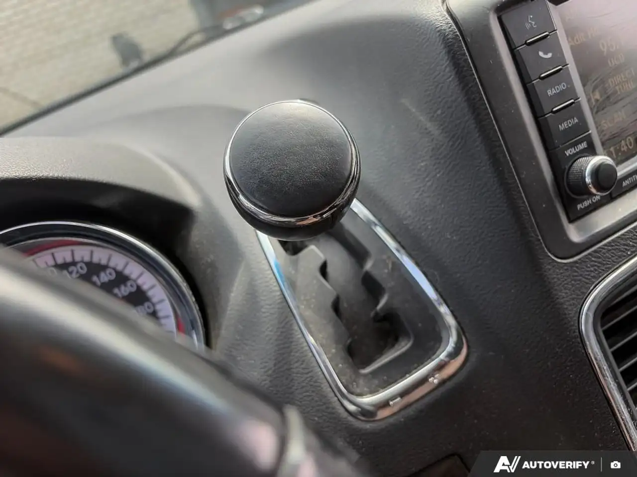 Dodge Grand Caravan photo Dodge Grand Caravan