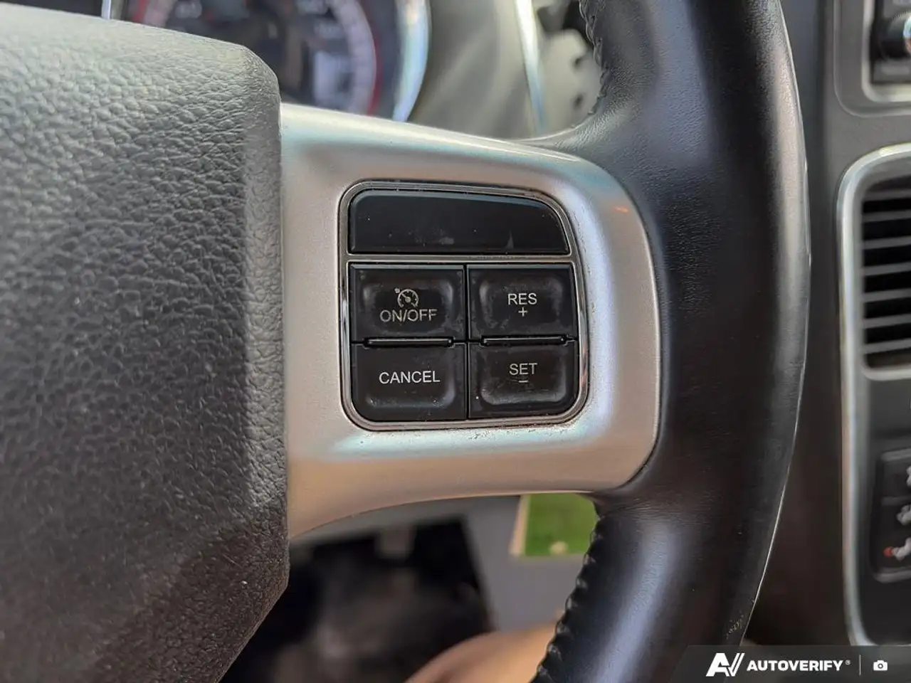 Dodge Grand Caravan photo Dodge Grand Caravan