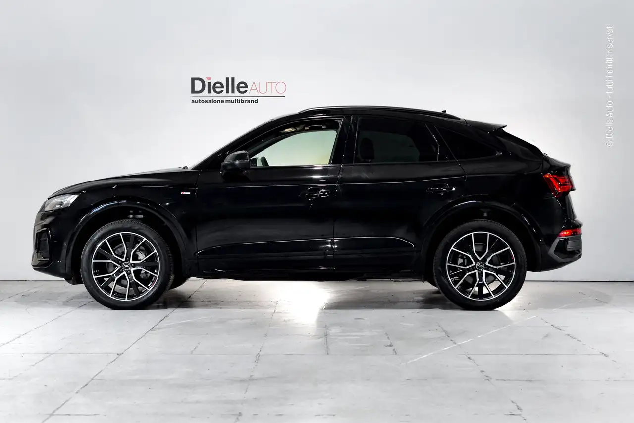 Audi Q5 Q5 Sportback Black line edition 40 TDI quattro 204 CV Stronic 3