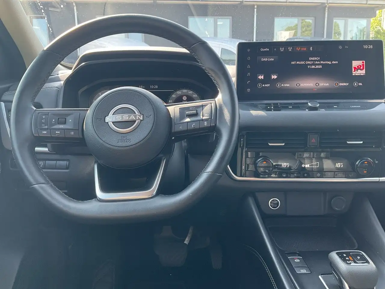 Nissan Qashqai 1.3 DIG-T - N-Connecta Winter 9