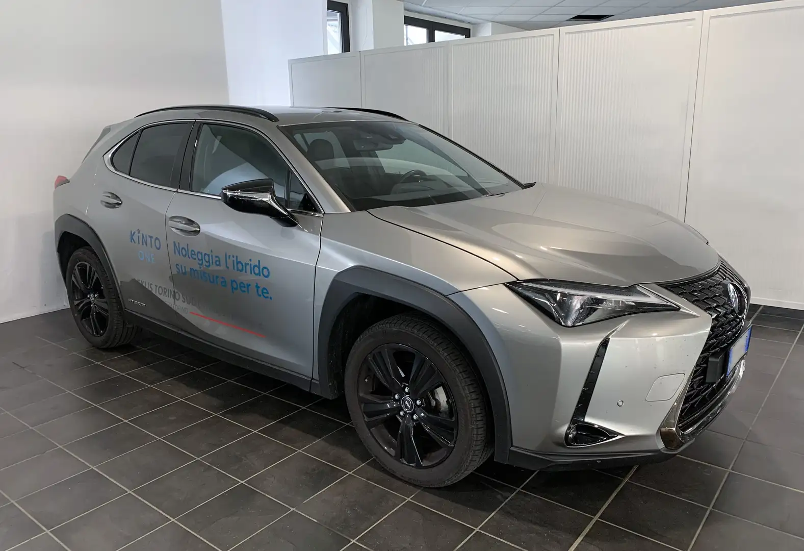 Lexus UX 200 UX 250h 2.0 Midnight 2wd cvt Gris - 2