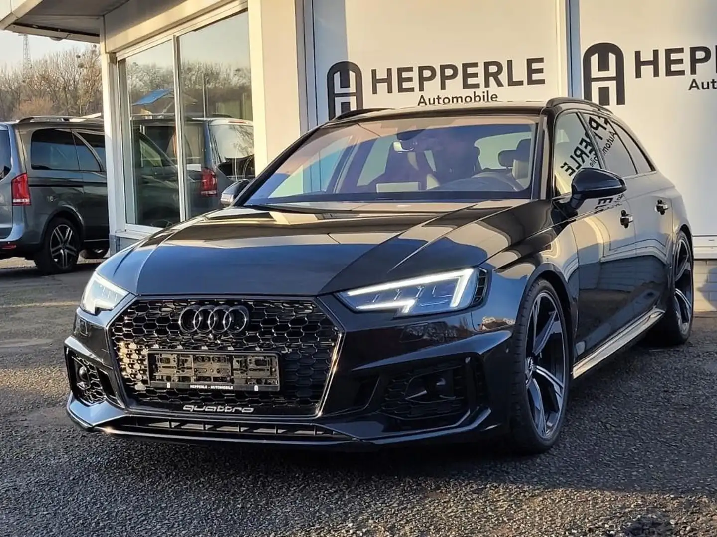 Audi RS4 Avant 2.9TFSI quat MATRIX+CARBON+HEAD-UP+20" Schwarz - 2