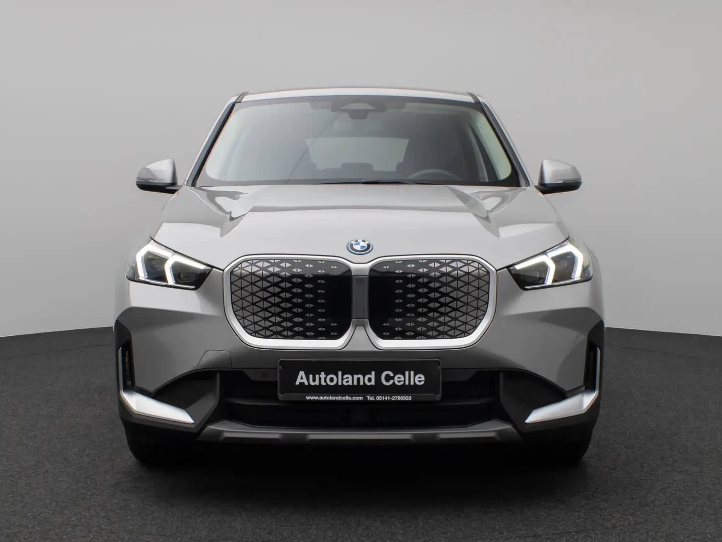 BMW X1 eD20 Kamera DAB Fernlichtassis Komfort Sport Silber - 2