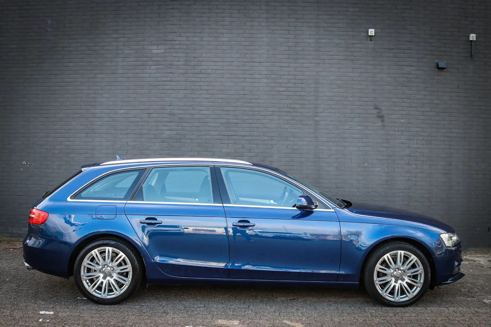 Audi A4 Avant 1.8 TFSI Business Edition /Ned.auto/Panorama Blauw - 2