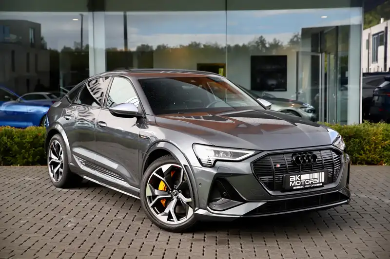 AUDI E-tron Sportback