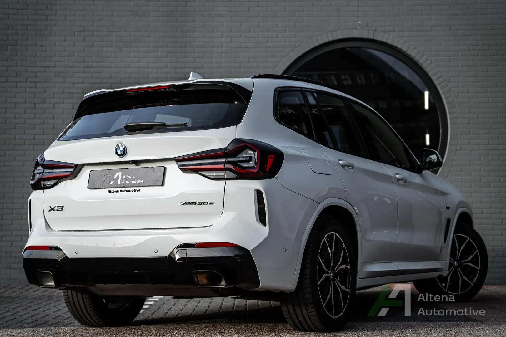 BMW X3 xDrive30e Business Edition Plus M-sport, panoramad Blanc - 2
