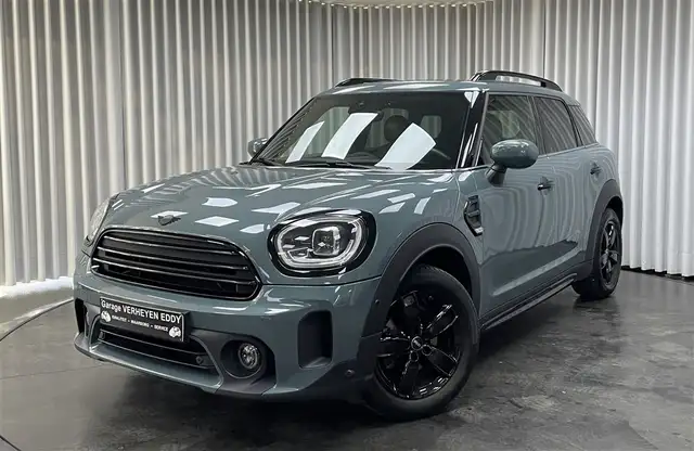 MINI Countryman-Serie (alle) 1.5i / Leder / LED / Navi