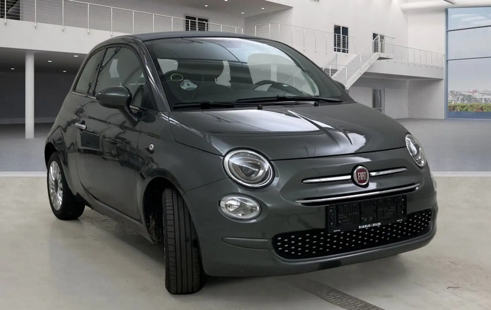 Fiat 500C Lounge Apple CarPlay/Android Auto,Klimaauto Grijs - 2