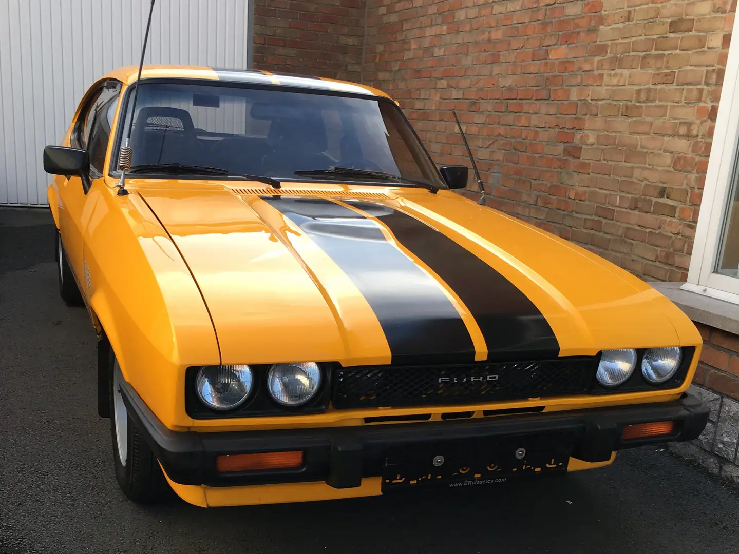 Ford Capri MK3 Amarillo - 1