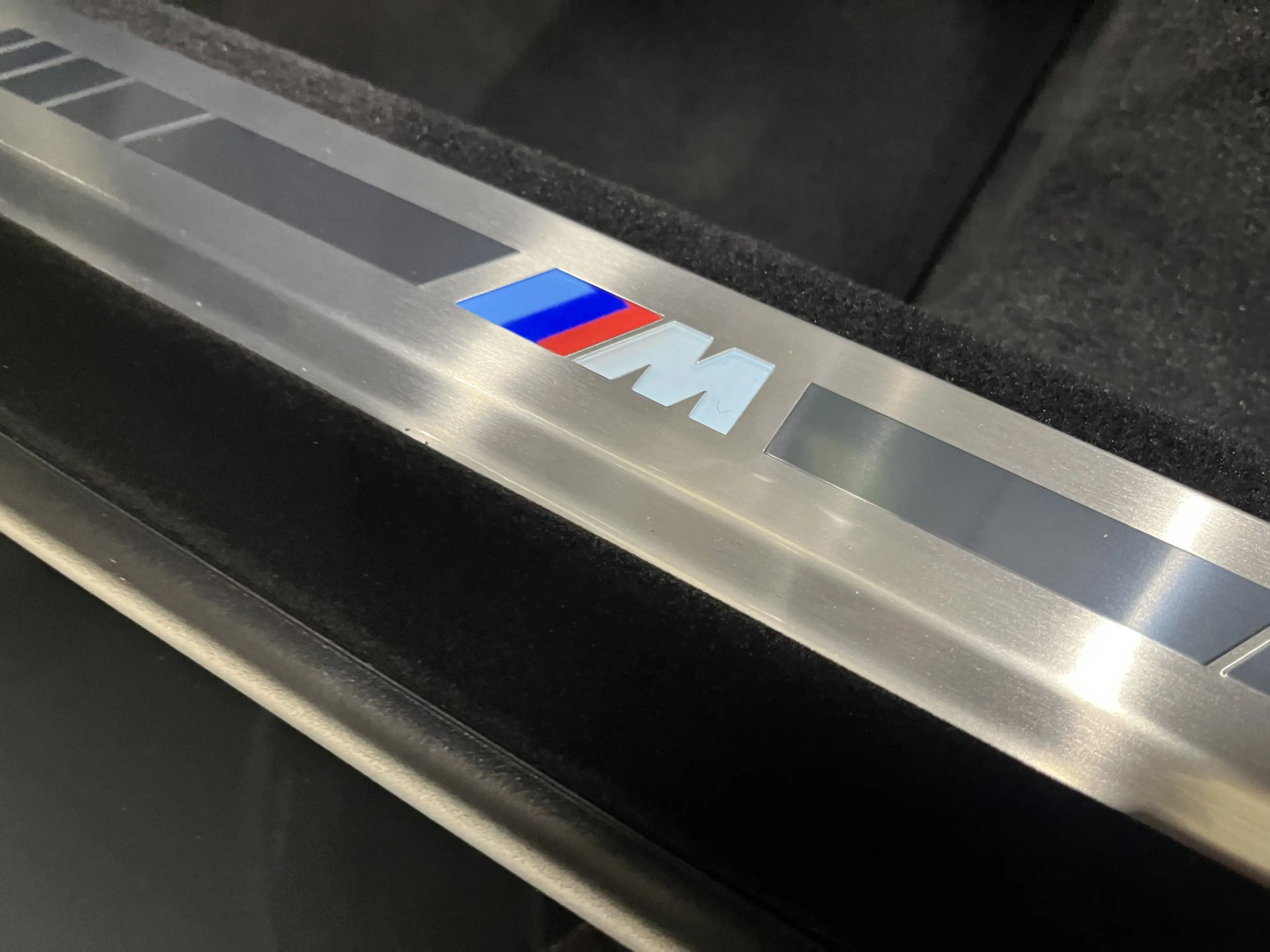 BMW 760 7-serie M760e xDrive — photo 9