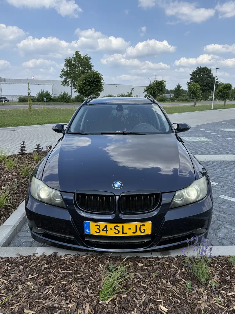 BMW 325 325i Touring Aut. - 2