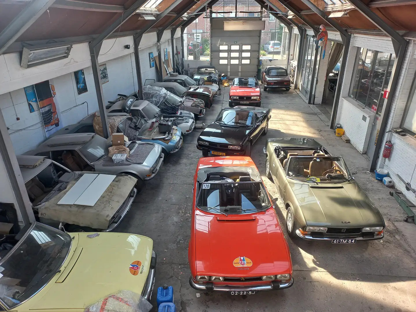 Peugeot 504 504 1.8 Cabrio Inj. Rood - 2