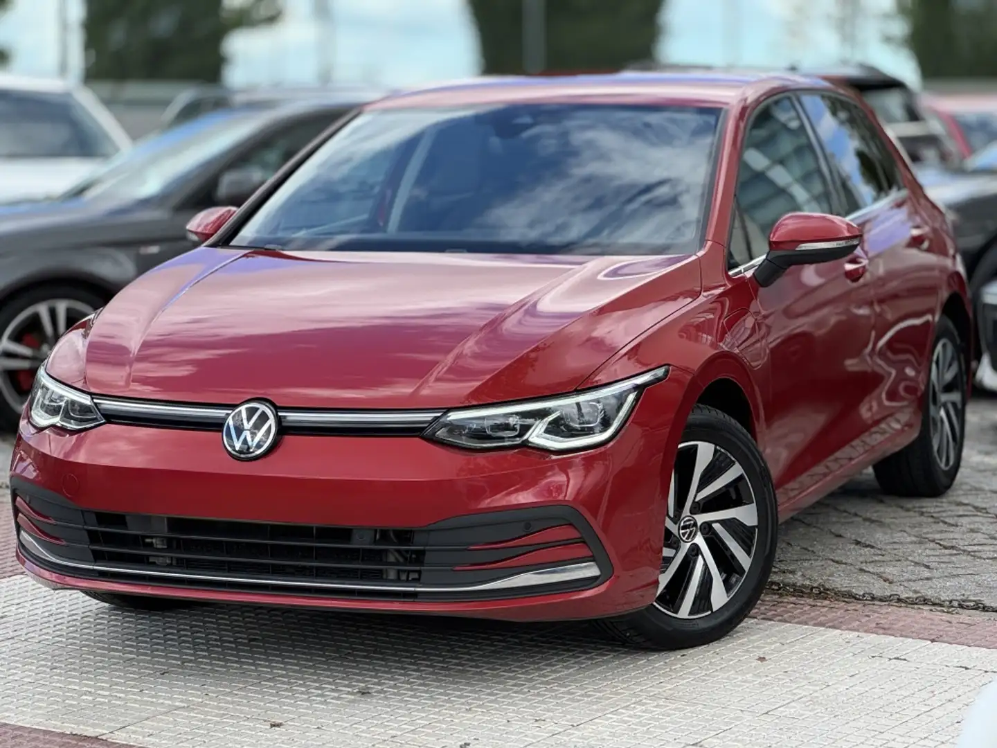 Volkswagen Golf 1.4 TSI eHybrid 150kW Mauve - 2