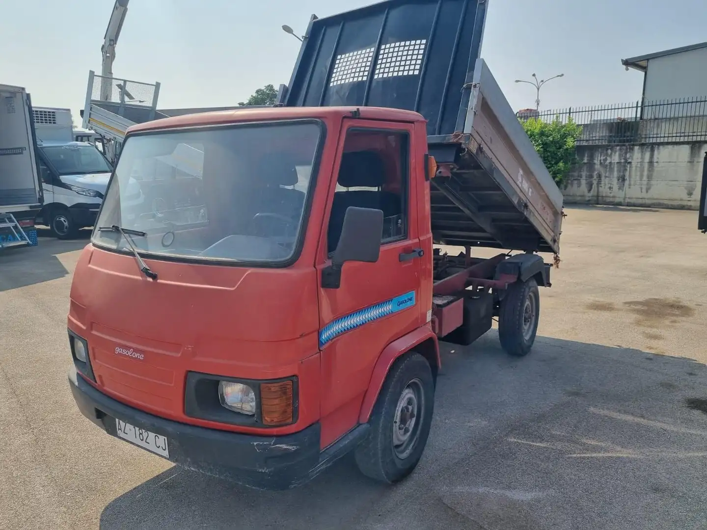Effedi Gasolone ribaltabile trilaterale Rosso - 1