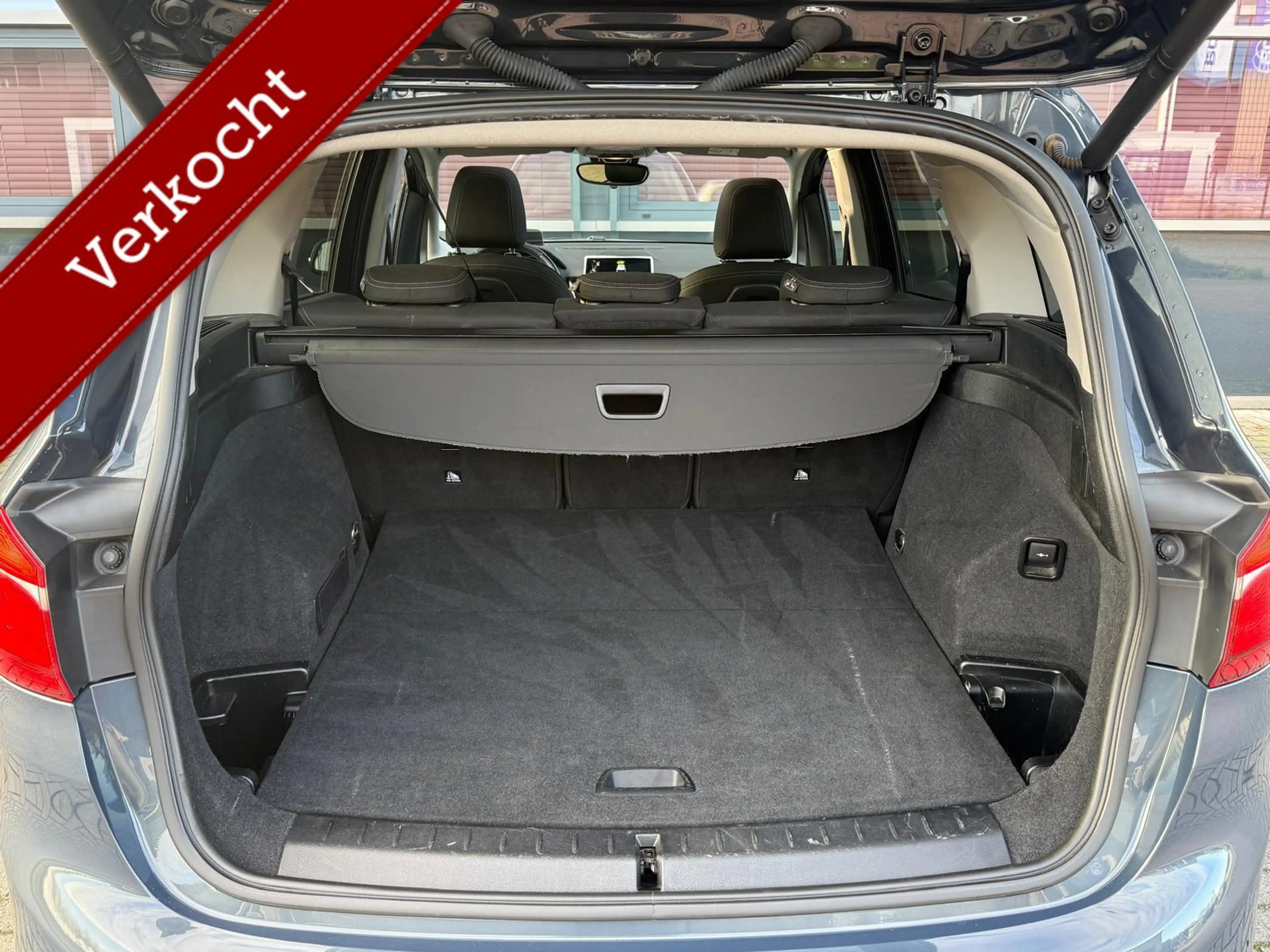 BMW 216 2-serie Gran Tourer 216d Centennial High Executive — photo 8