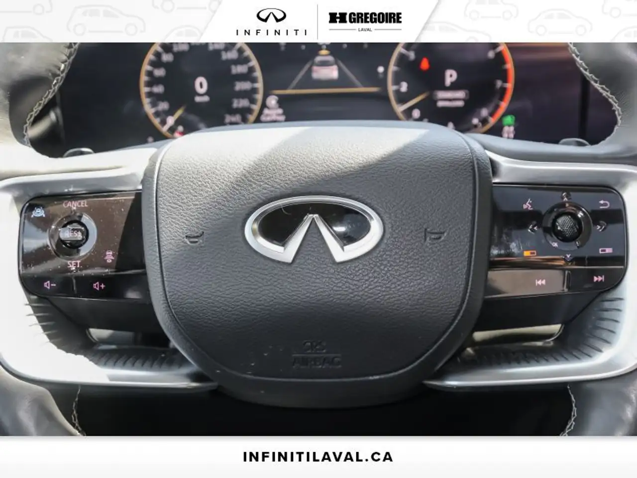 Infiniti QX80 снимка Infiniti QX80