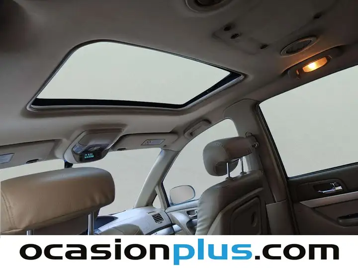 SsangYong Rodius 270 Xdi Limited 2009, foto 6