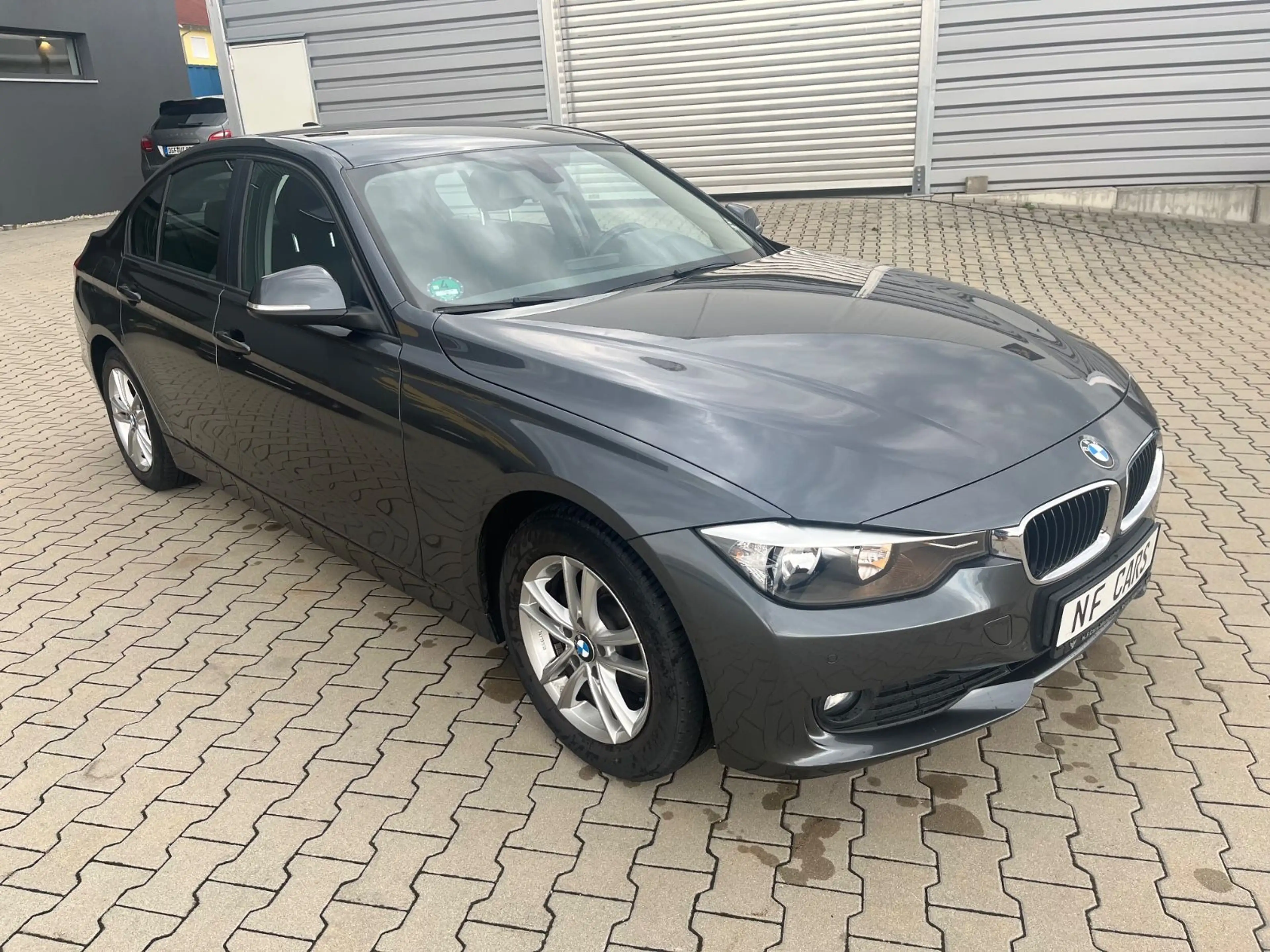 BMW 316 i Limo 1.Hand 8-fach EURO6 TÜV neu — photo 2