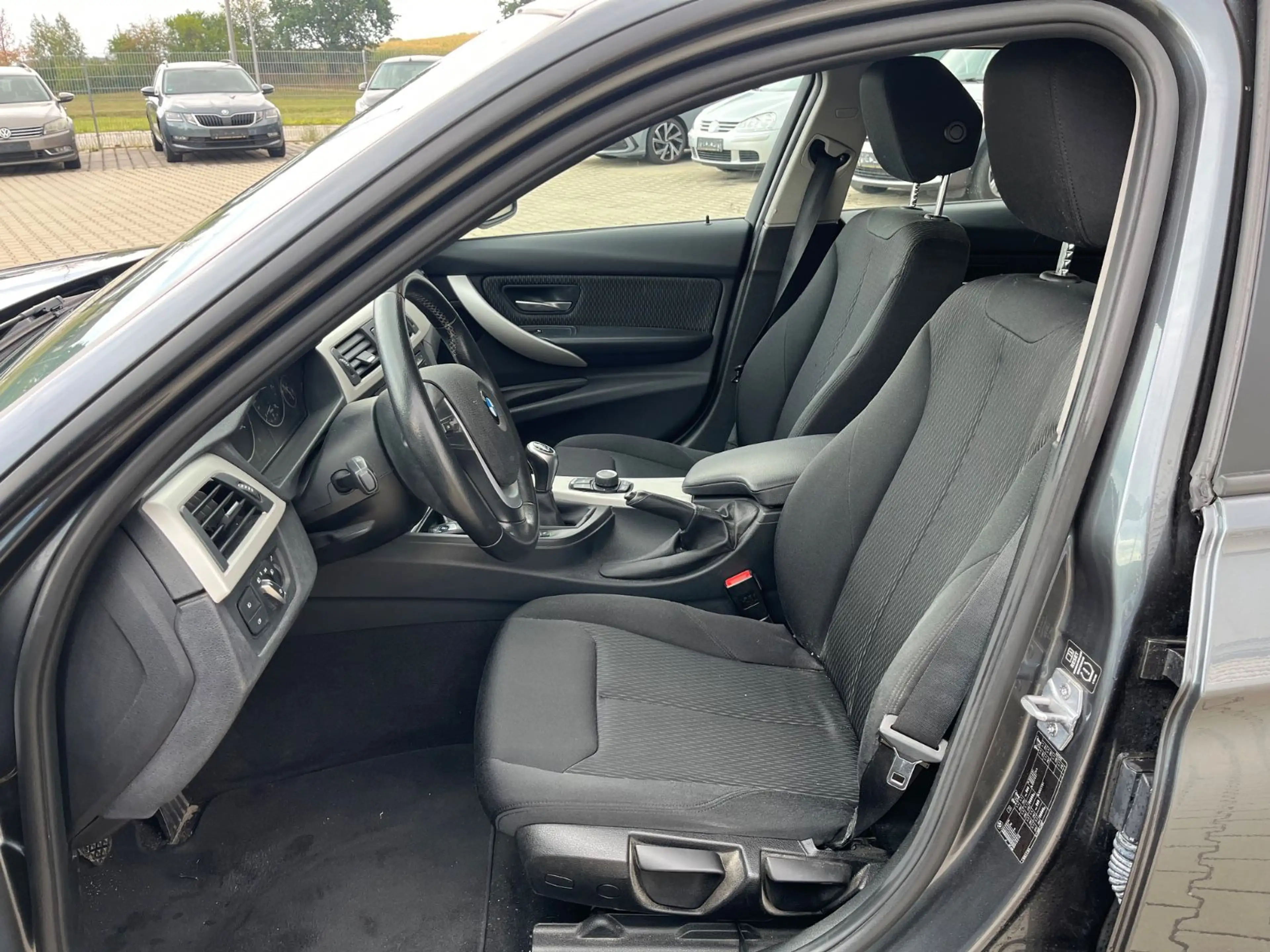 BMW 316 i Limo 1.Hand 8-fach EURO6 TÜV neu — photo 11