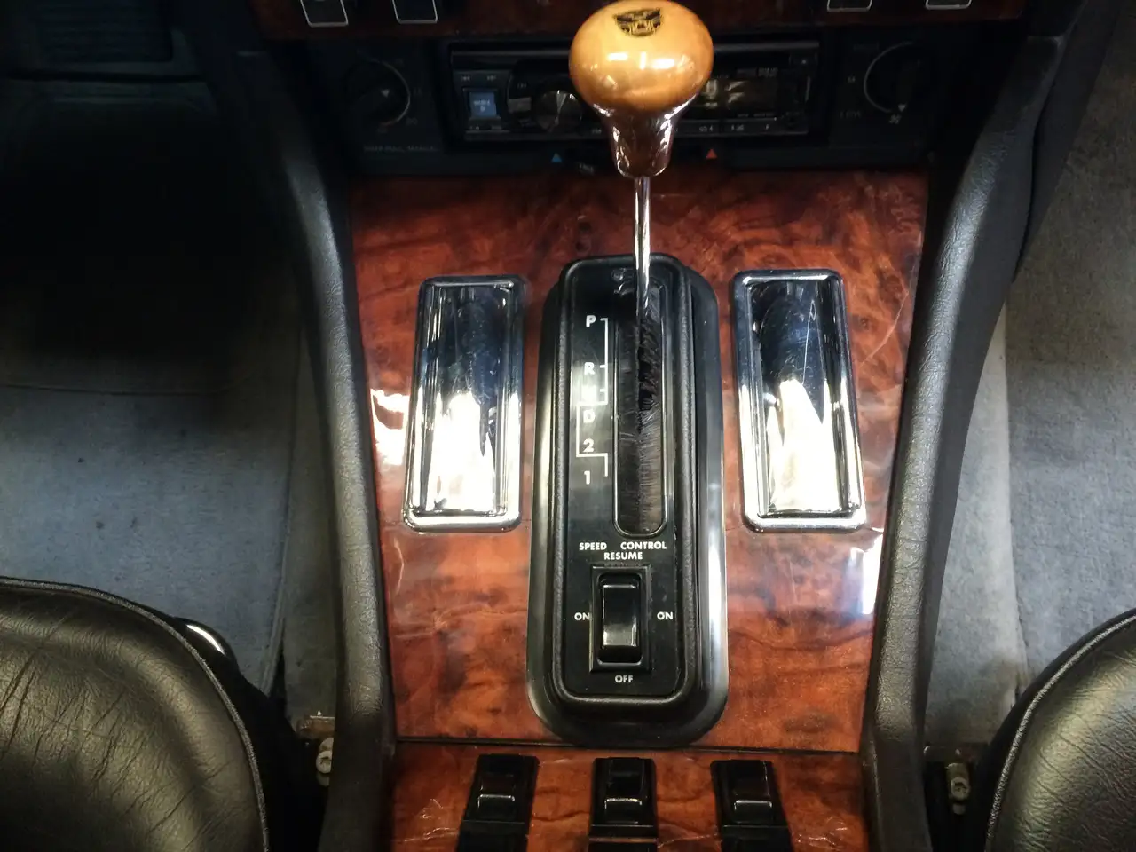 Jaguar XJ12 Daimler Double Six - H-Kennzeichen, foto 9