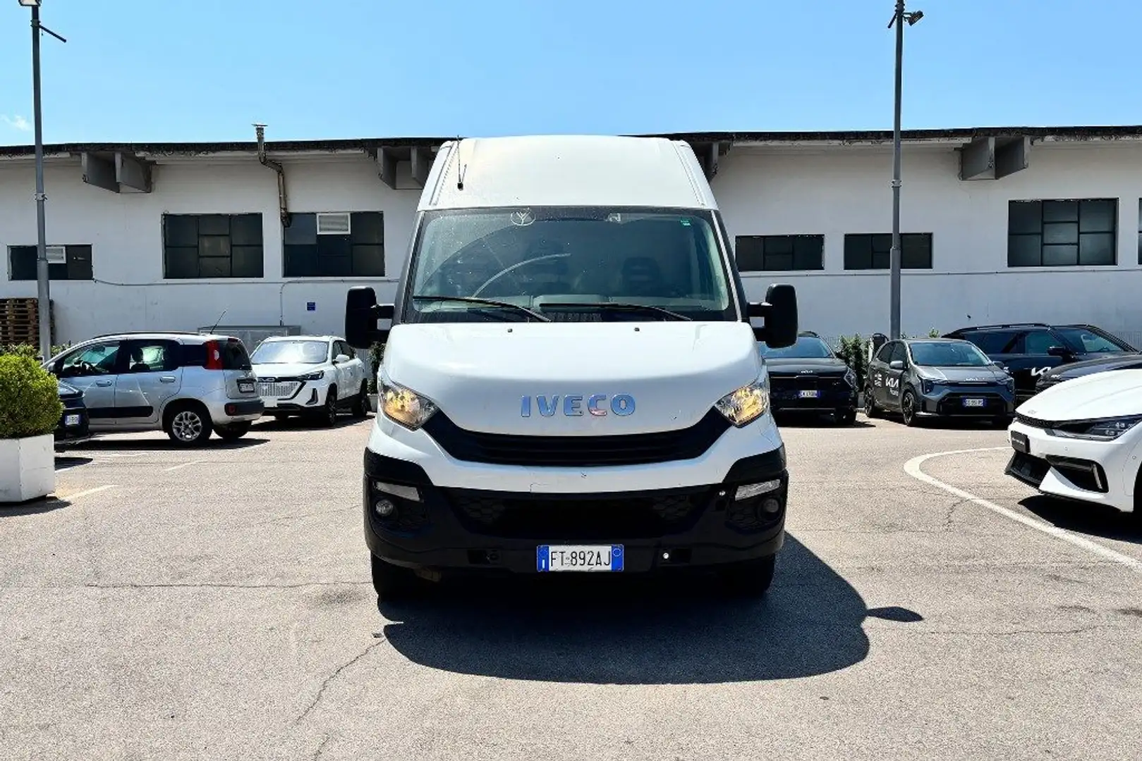 Iveco Daily Daily 35s14sv 2.3hpt Plm-tm Furgone Blue Power Bianco - 2