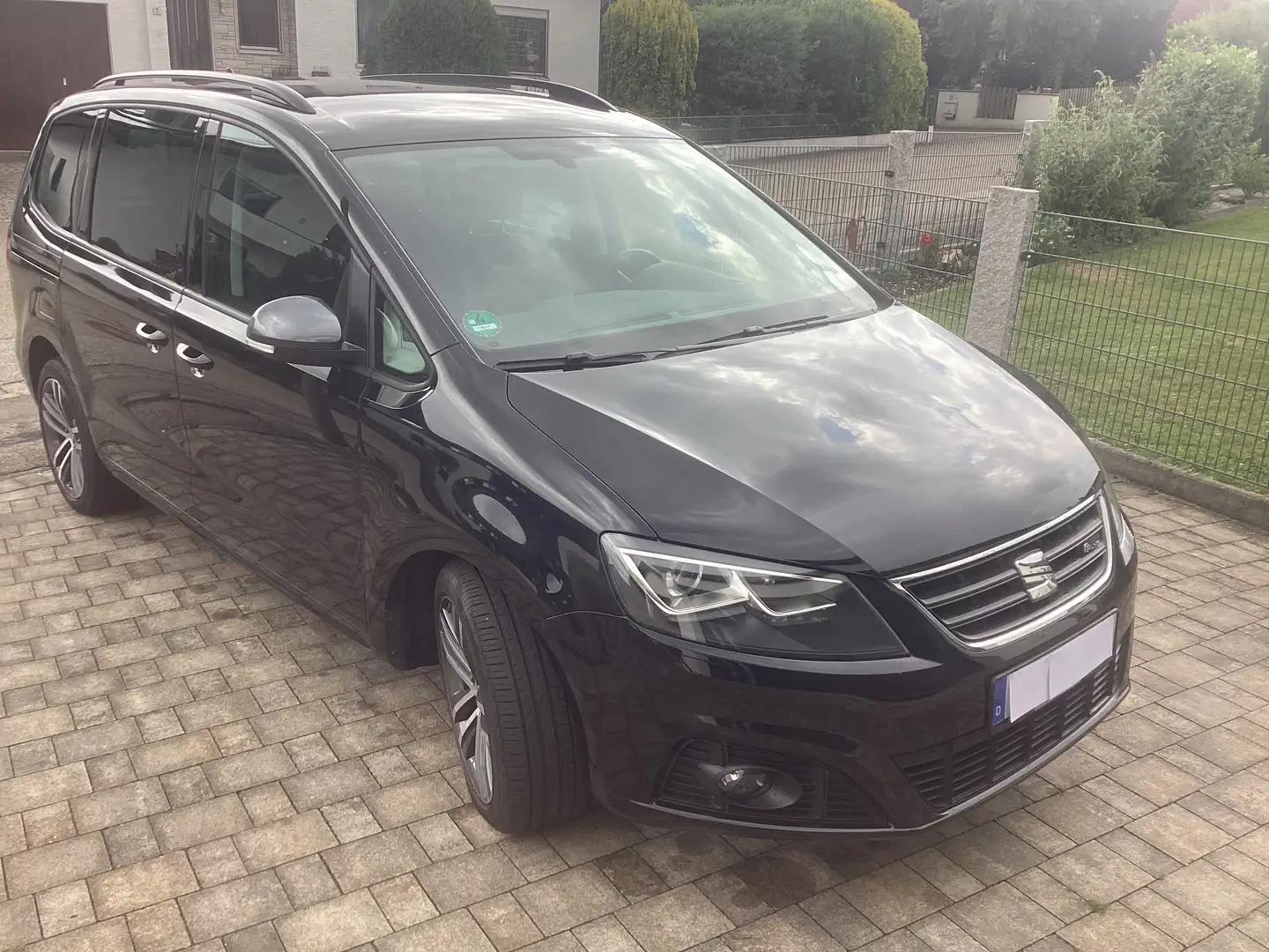 SEAT Alhambra Alhambra 1.4 TSI FR-Line Schwarz - 2
