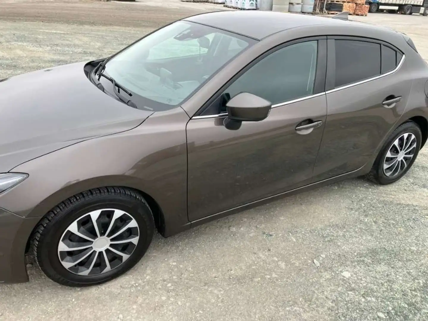 Mazda 3 Mazda 3 Sport G120 Revolution Revolution Braun - 1