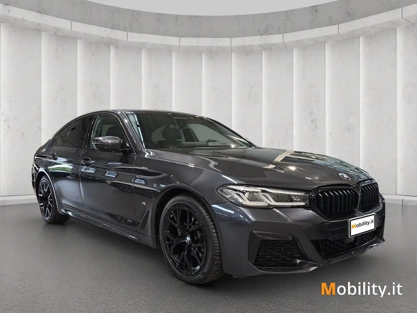 BMW 520 d mhev 48V Msport auto Grijs - 2