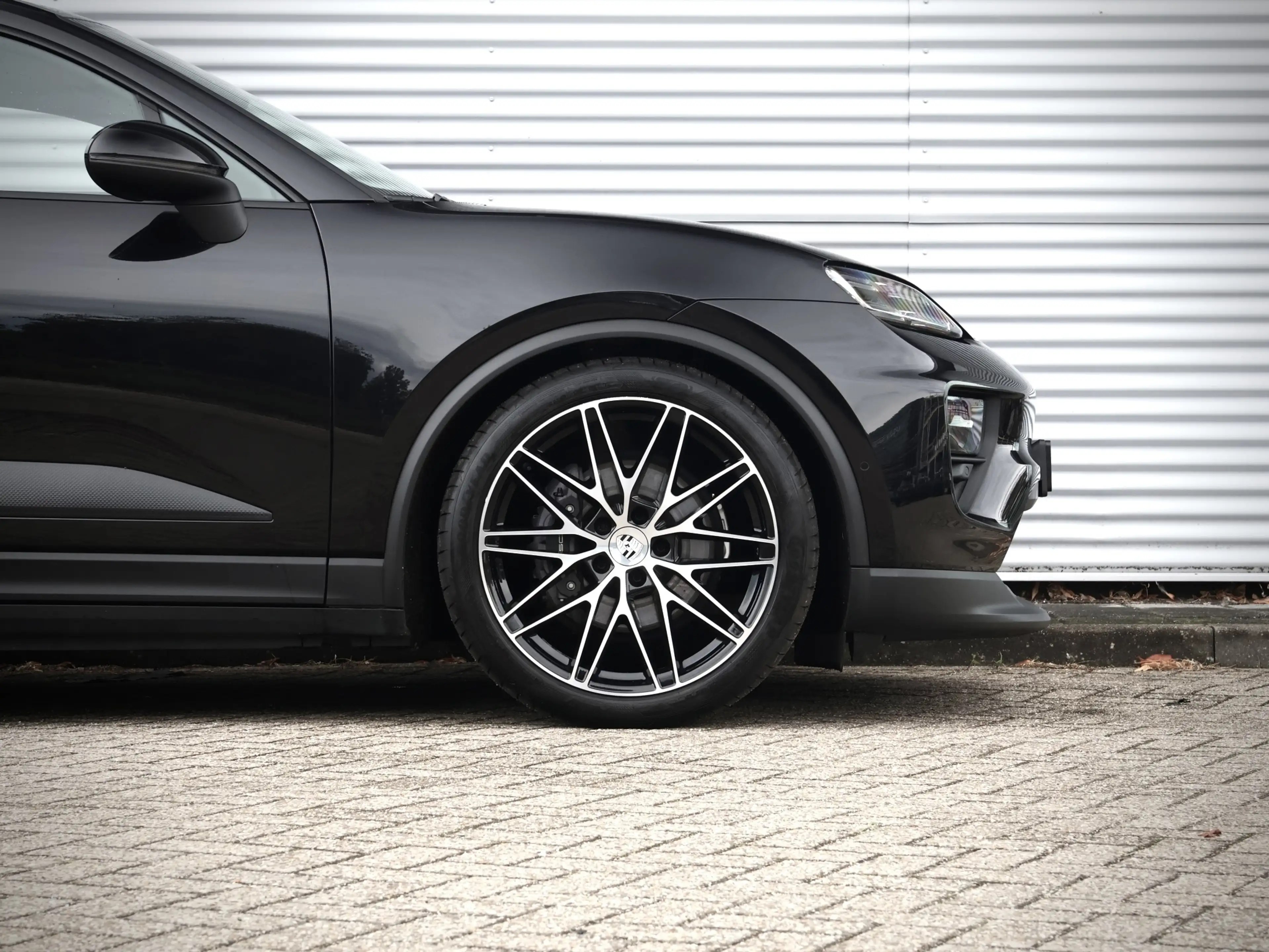 Porsche Macan 4 100kWh | Pano | Luchtvering | PDLS | Sport Chron — photo 16