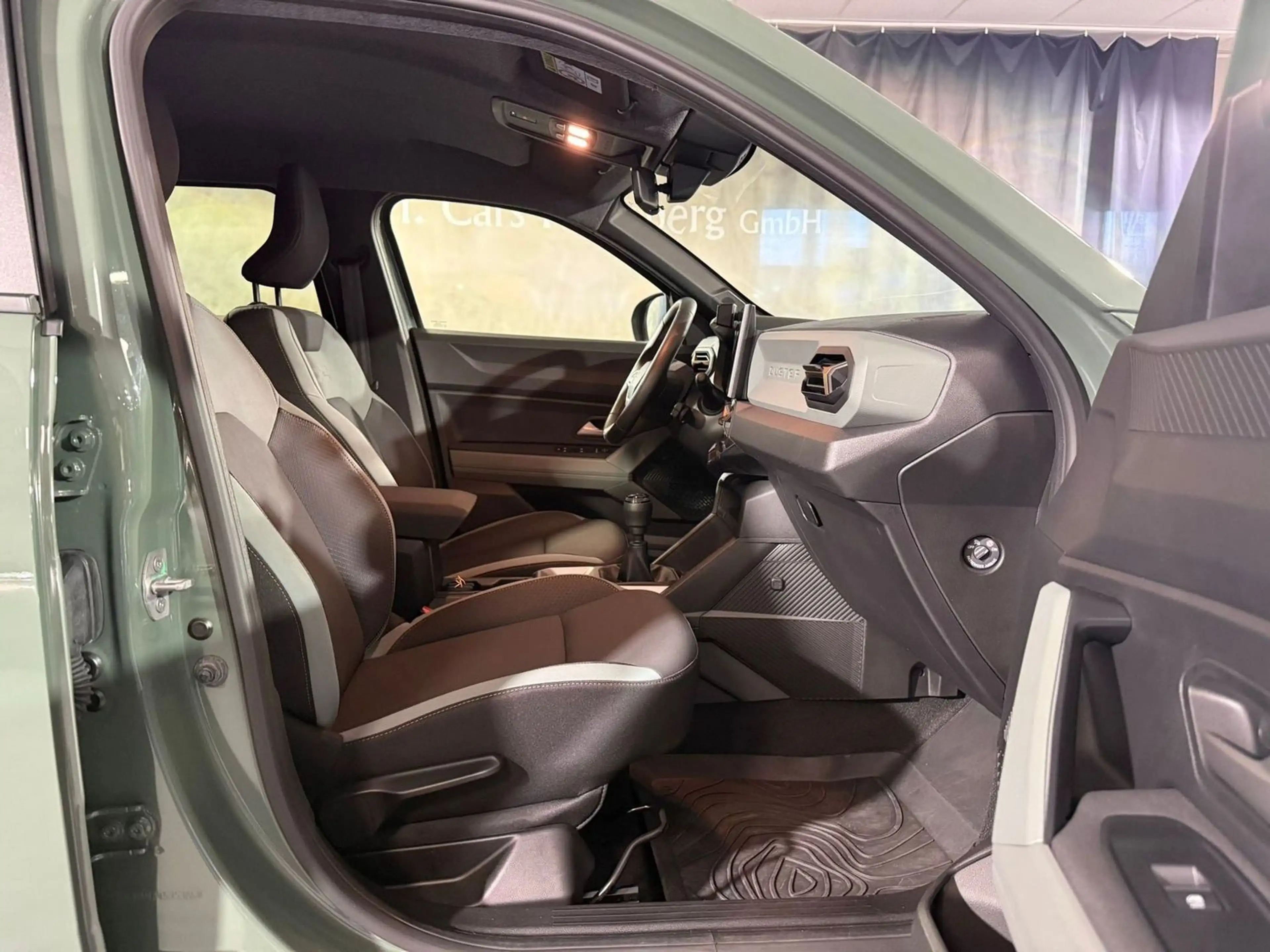 Dacia Duster III 1.0T ECO-G 100 Extreme LED CarPlay AHK *LPG* — photo 11