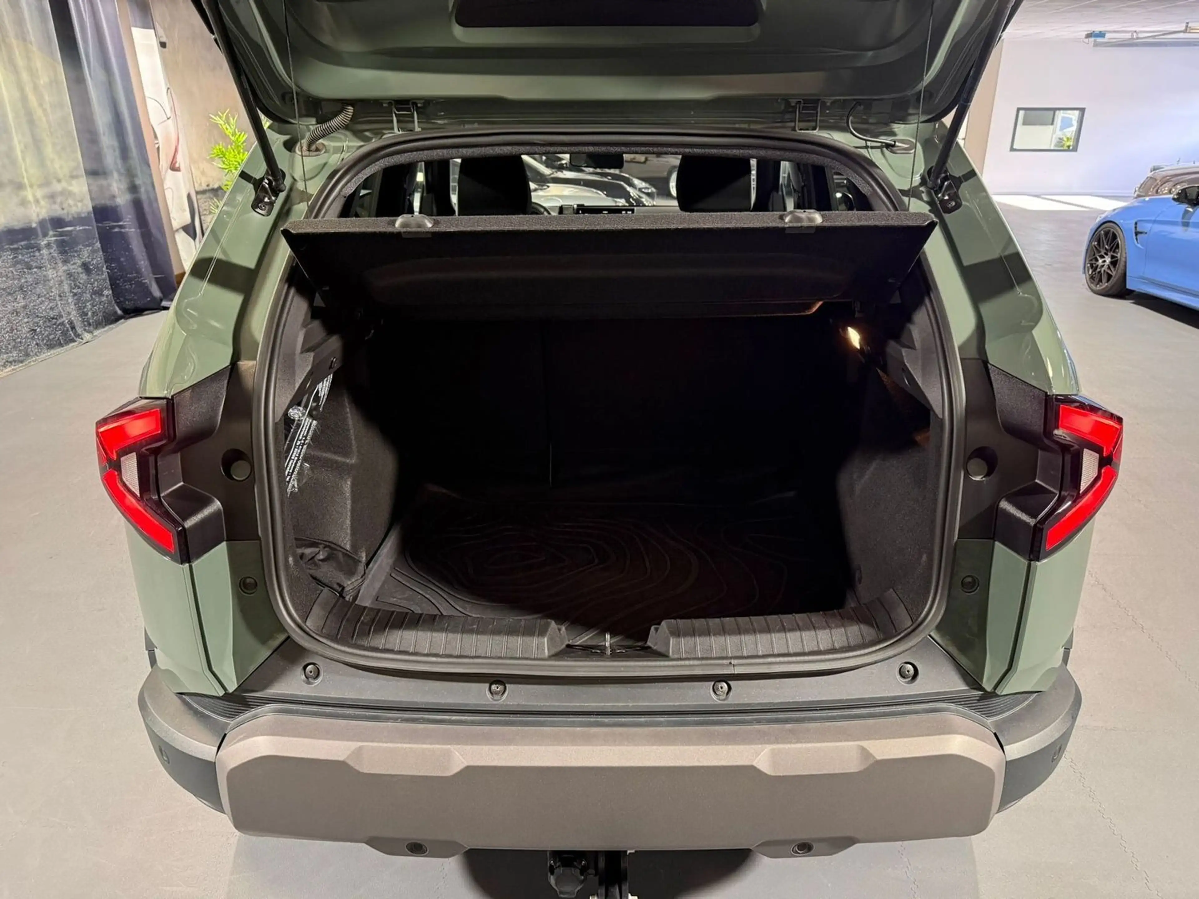 Dacia Duster III 1.0T ECO-G 100 Extreme LED CarPlay AHK *LPG* — photo 9