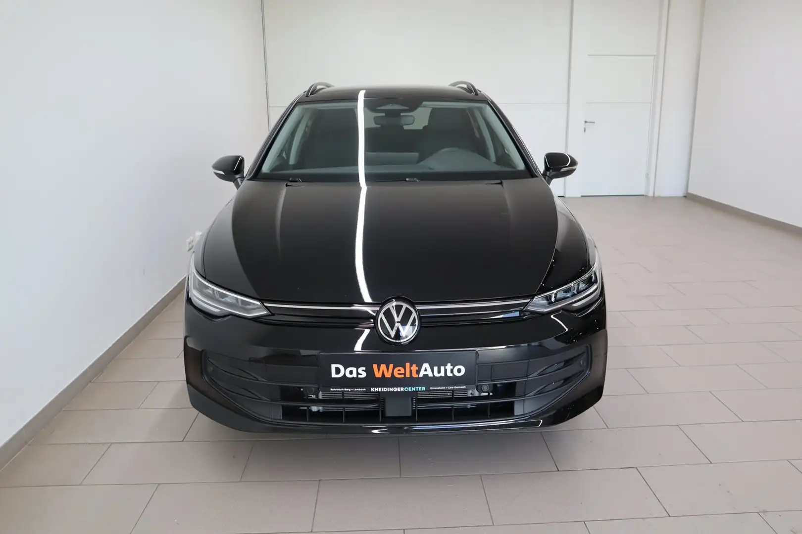 Volkswagen Golf Variant Business mHeV DSG Schwarz - 2