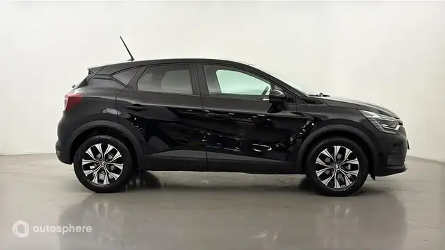Renault Captur view 4