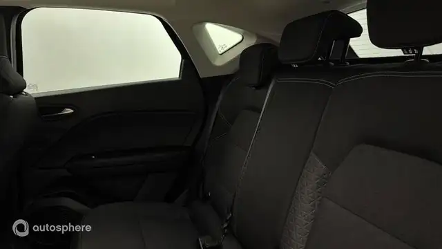 Renault Captur view 13