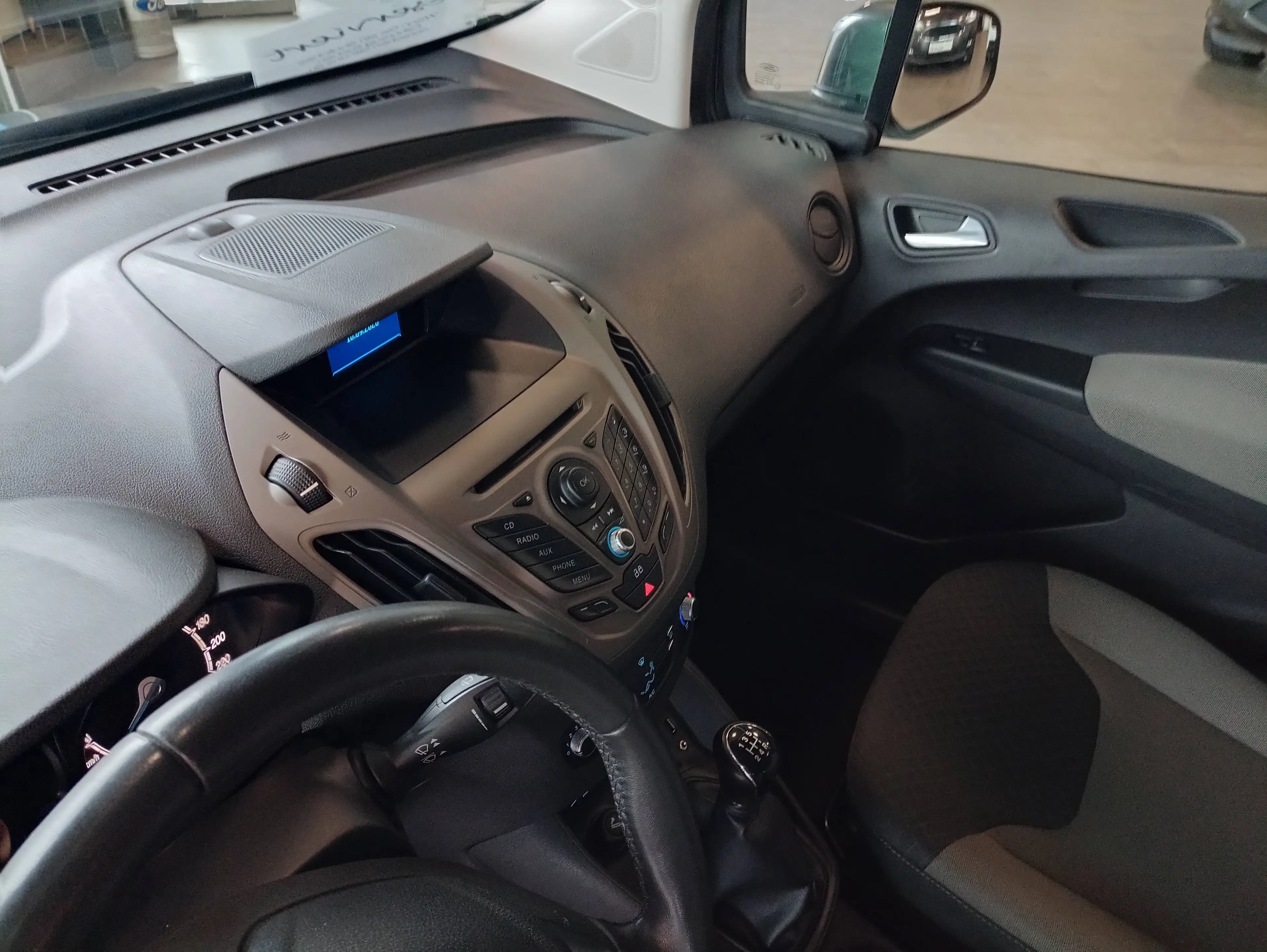 Ford Tourneo Courier Tourneo Courier 1.0 EcoBoost Trend, Zahnriemen NEU — photo 5