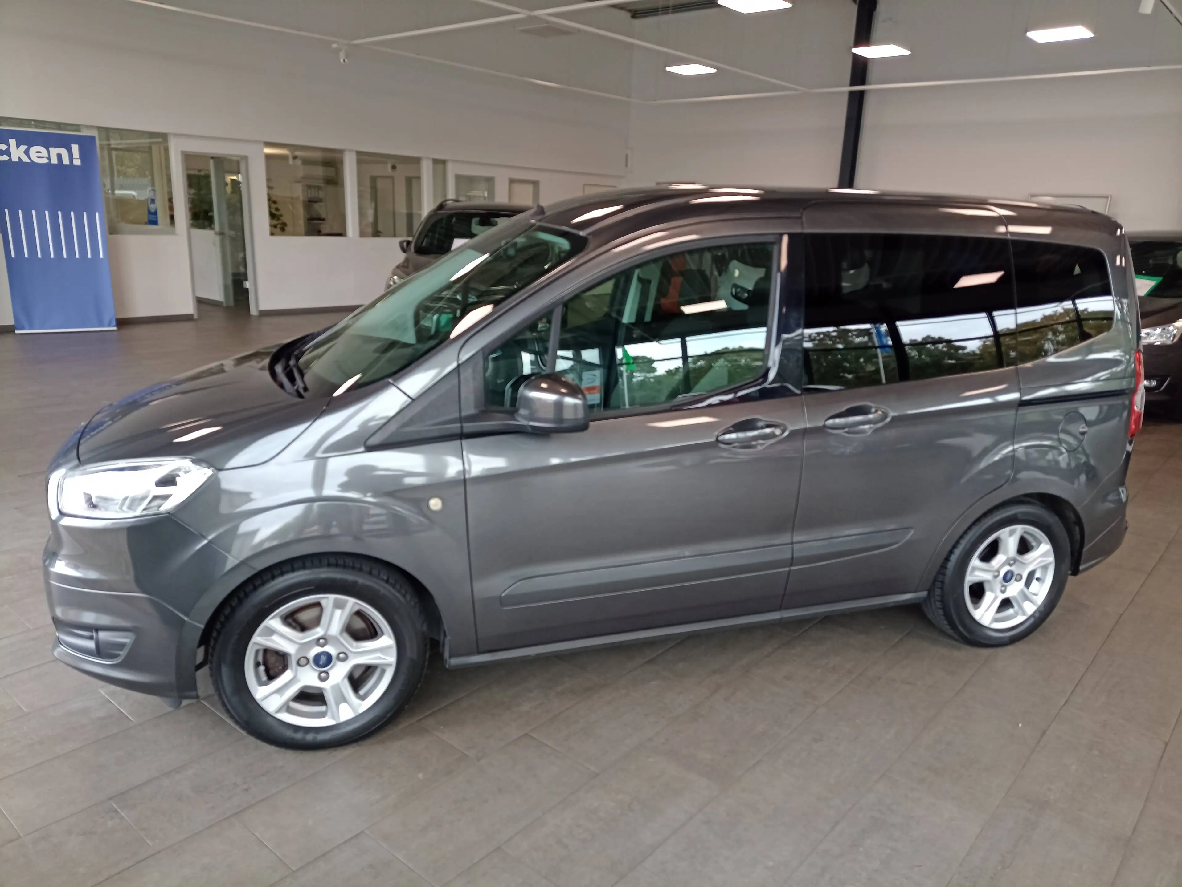 Ford Tourneo Courier Tourneo Courier 1.0 EcoBoost Trend, Zahnriemen NEU — photo 14