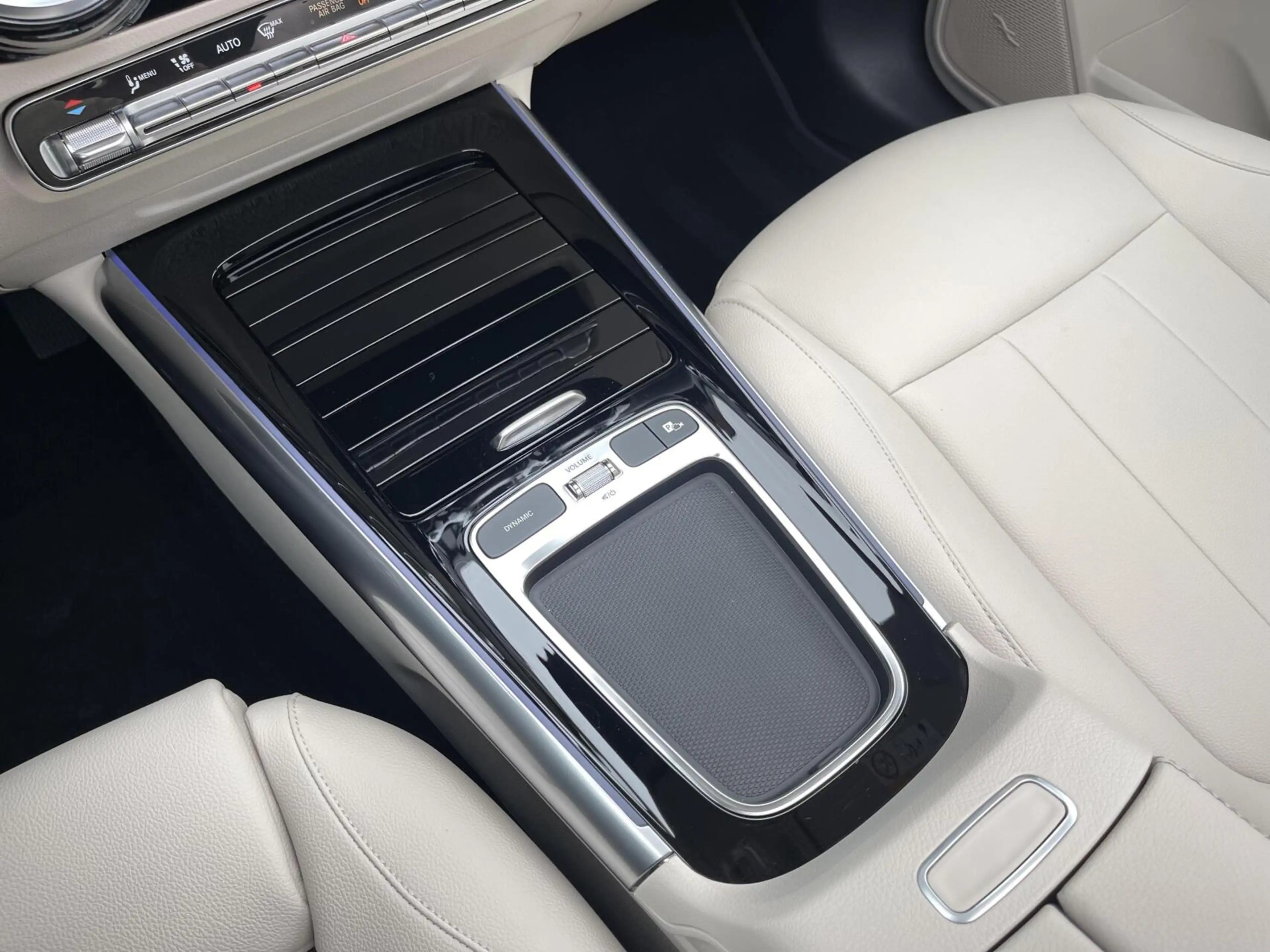 Mercedes-Benz EQA 250 250+ Business Solution Luxury 71 kWh PANORAMADAK|S — photo 10