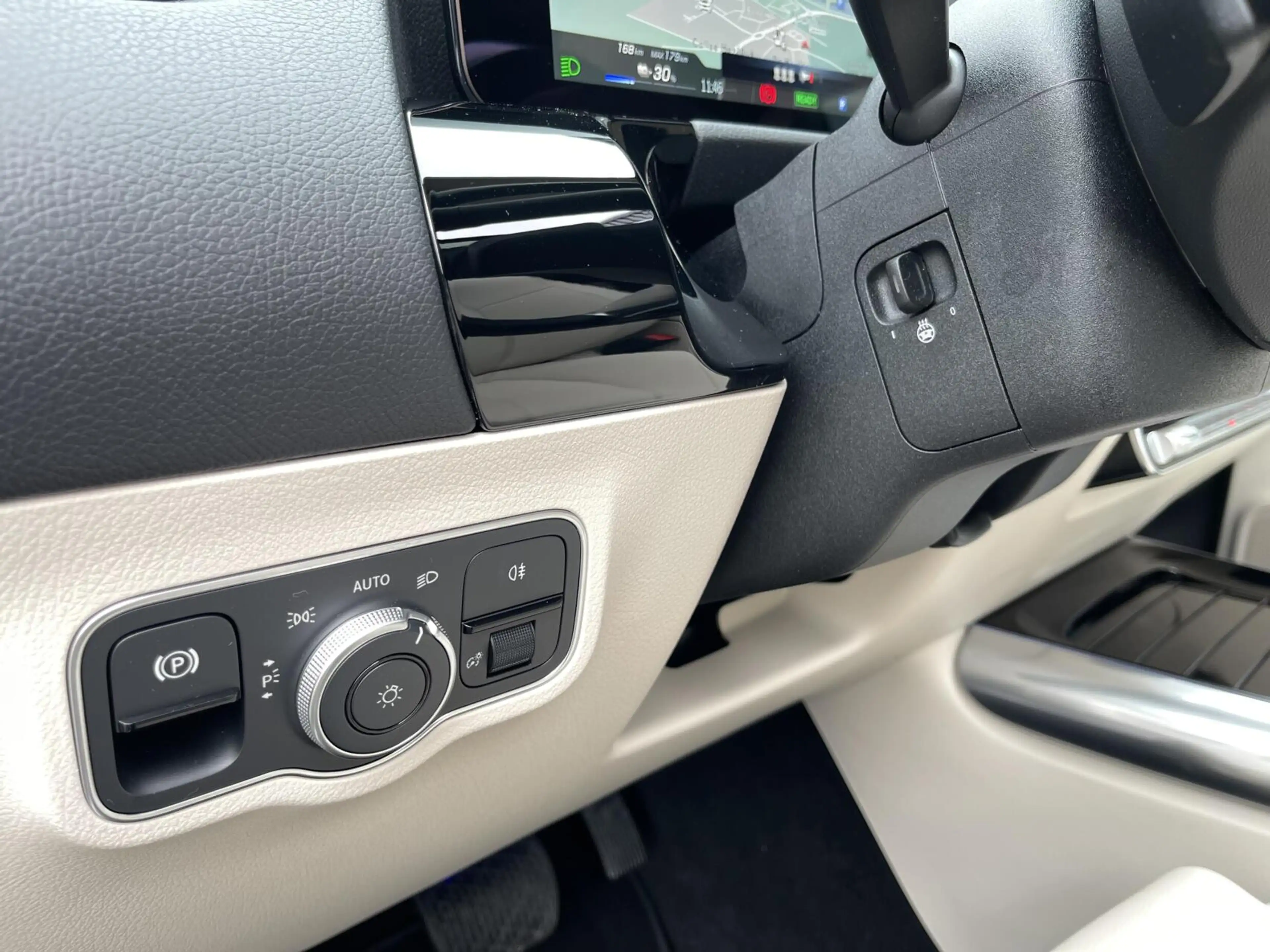Mercedes-Benz EQA 250 250+ Business Solution Luxury 71 kWh PANORAMADAK|S — photo 11
