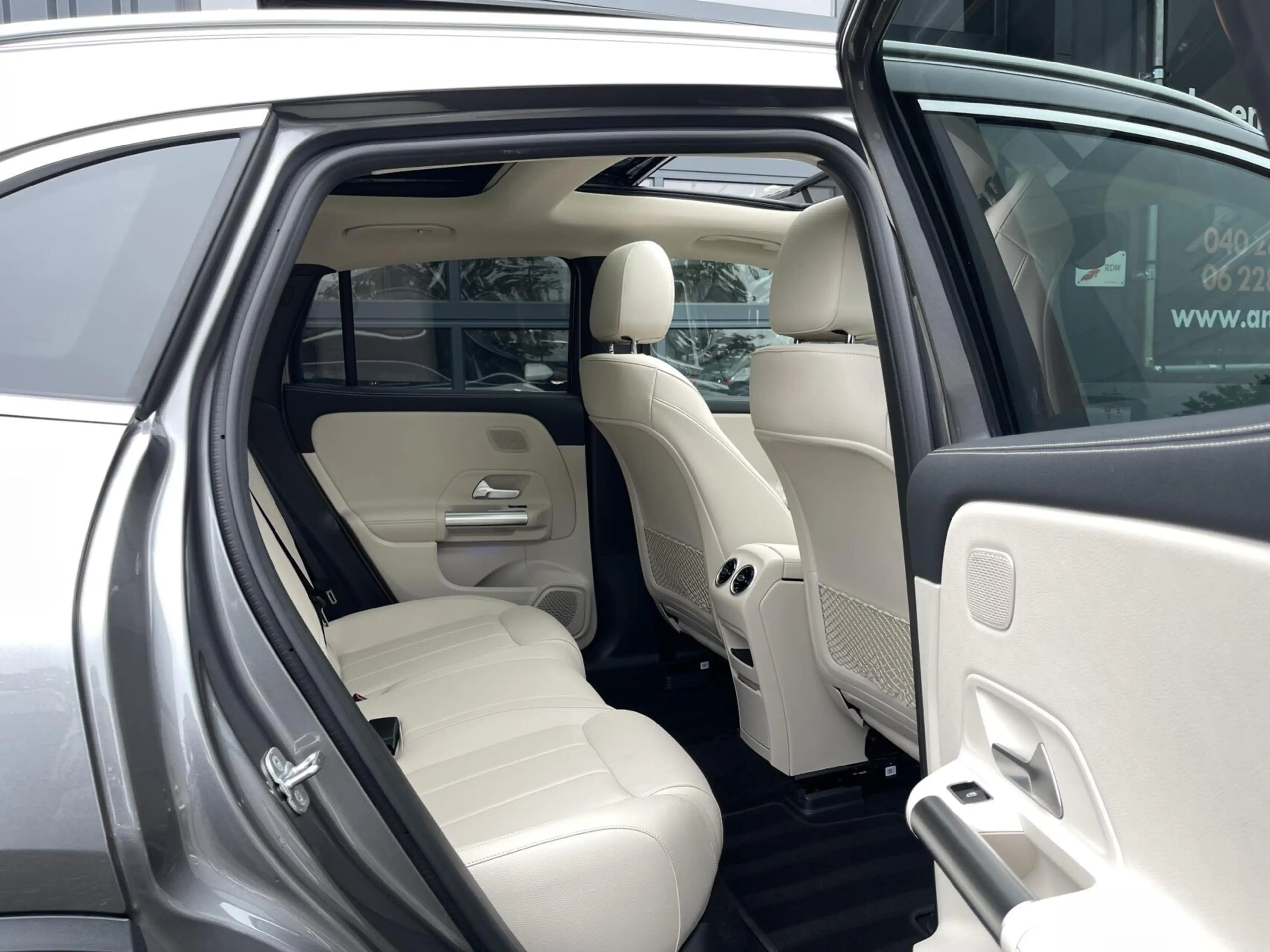 Mercedes-Benz EQA 250 250+ Business Solution Luxury 71 kWh PANORAMADAK|S — photo 22