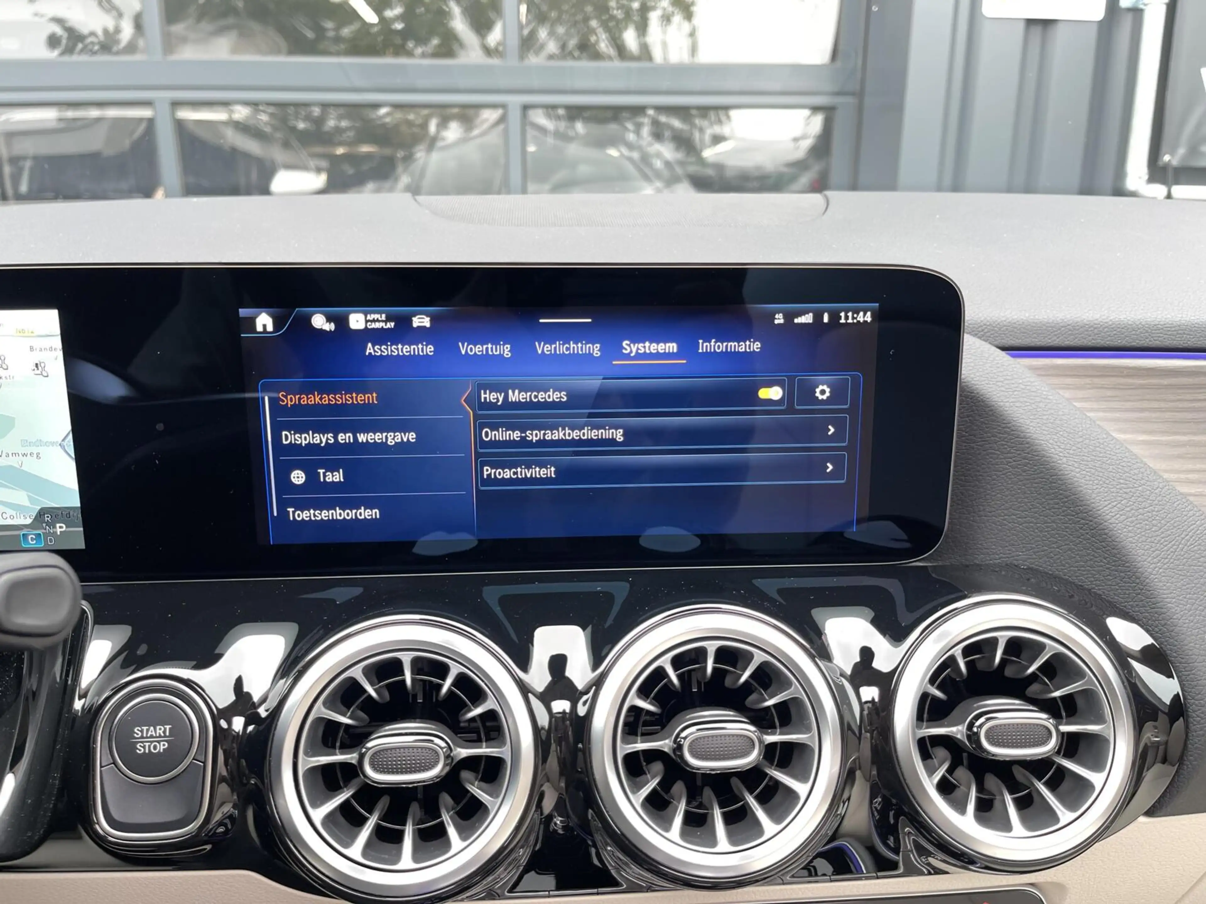 Mercedes-Benz EQA 250 250+ Business Solution Luxury 71 kWh PANORAMADAK|S — photo 35