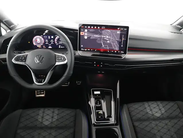 Volkswagen Golf view 10