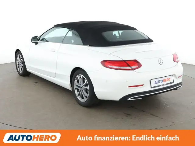 Mercedes-Benz C-Class view 4