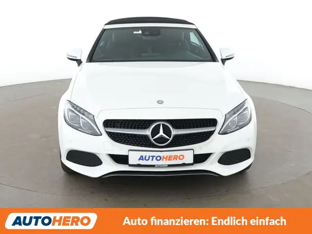 Mercedes-Benz C-Class view 9