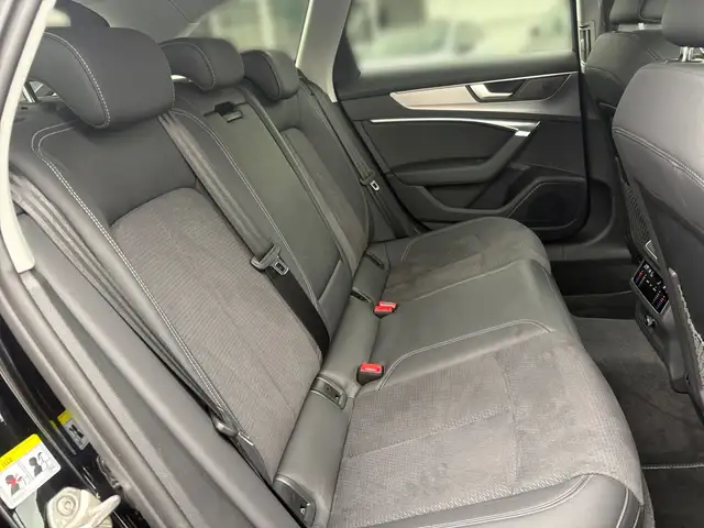 Audi S6 view 9