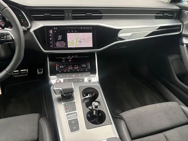 Audi S6 view 15